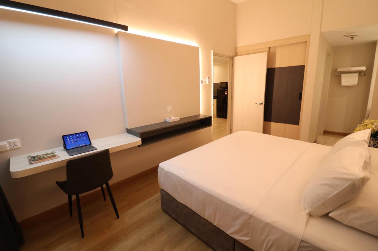 Crown Regency Serviced Suites Куала-Лумпур Экстерьер фото