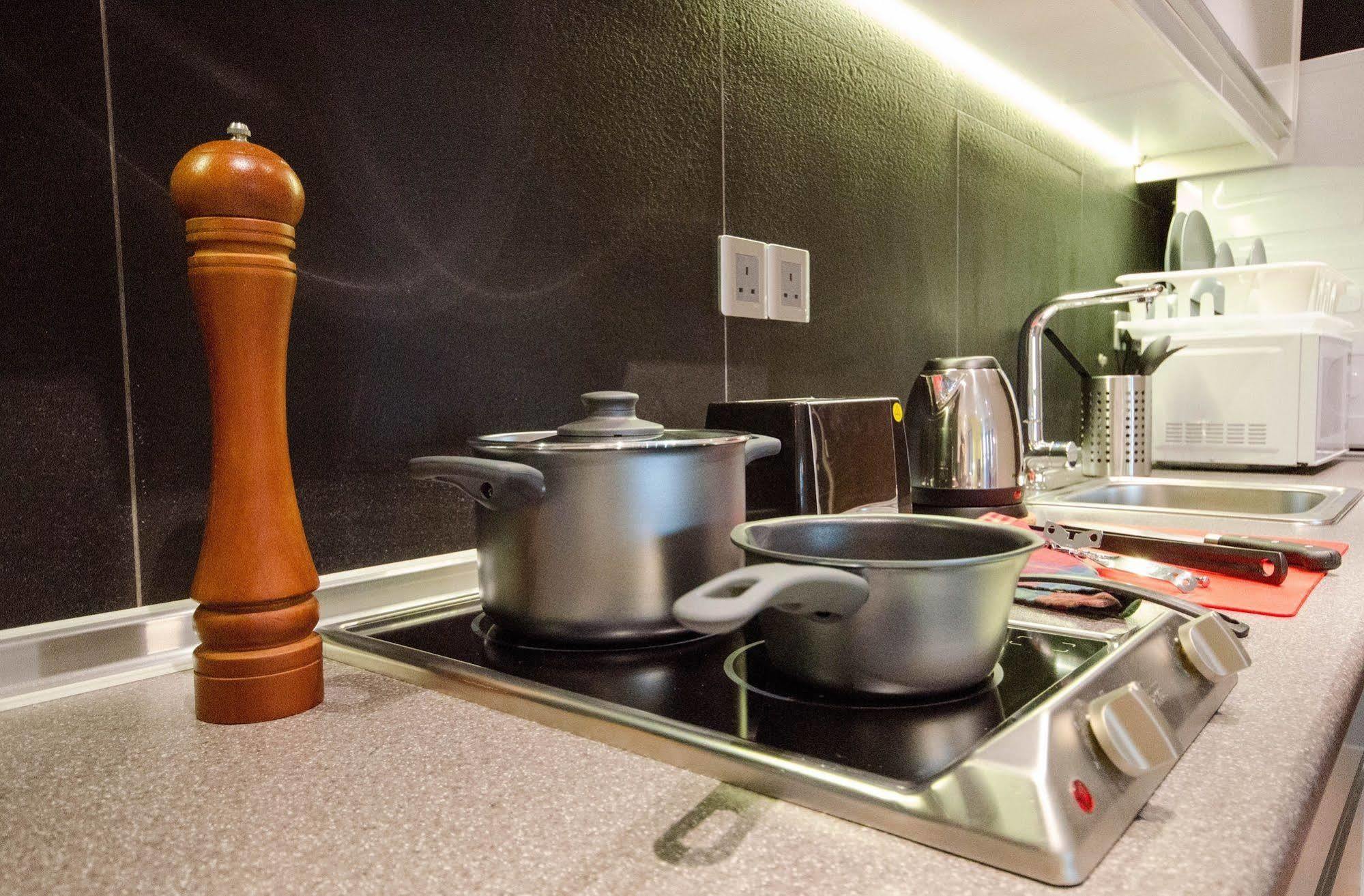 Crown Regency Serviced Suites Куала-Лумпур Экстерьер фото