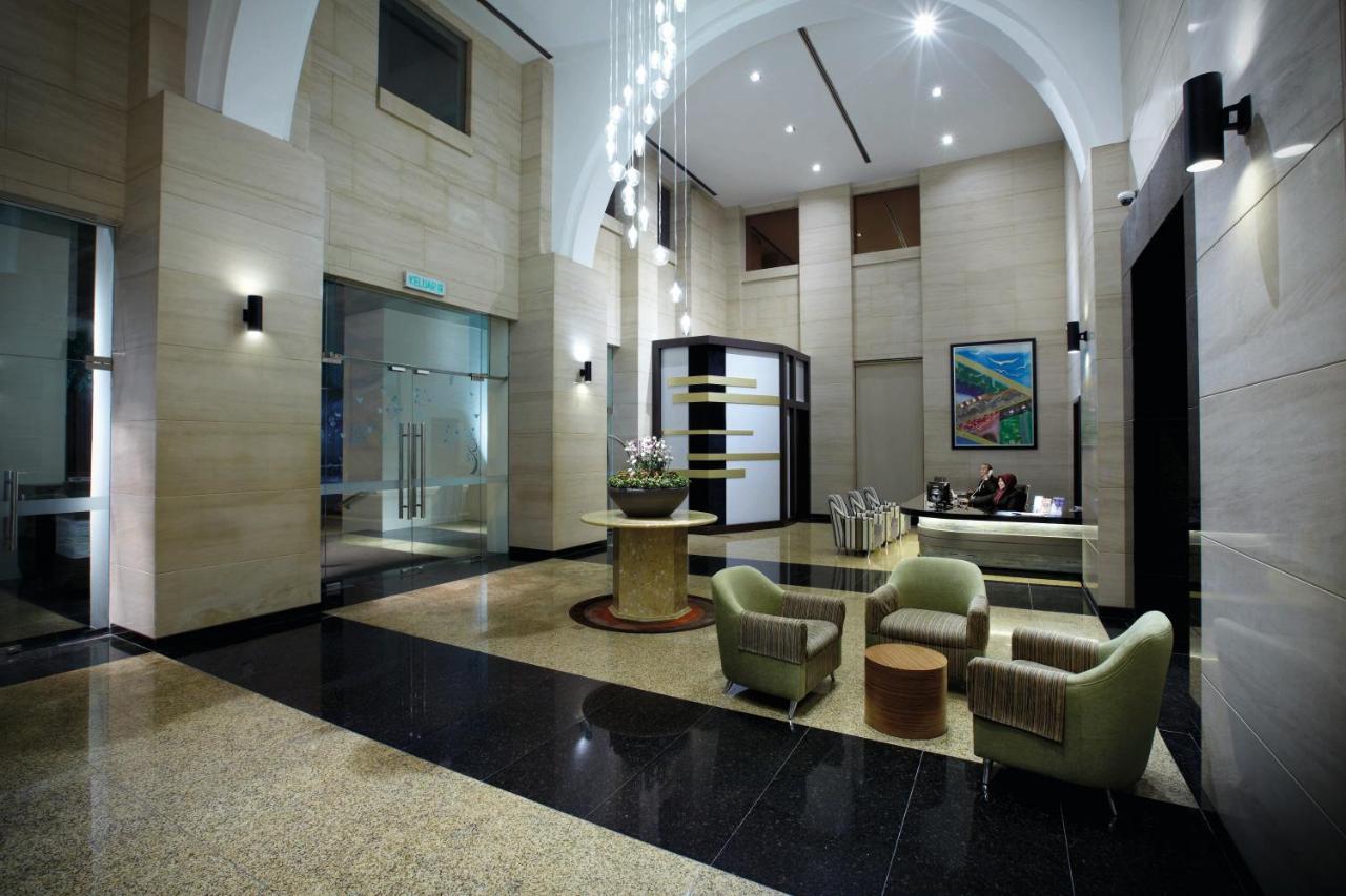 Crown Regency Serviced Suites Куала-Лумпур Экстерьер фото
